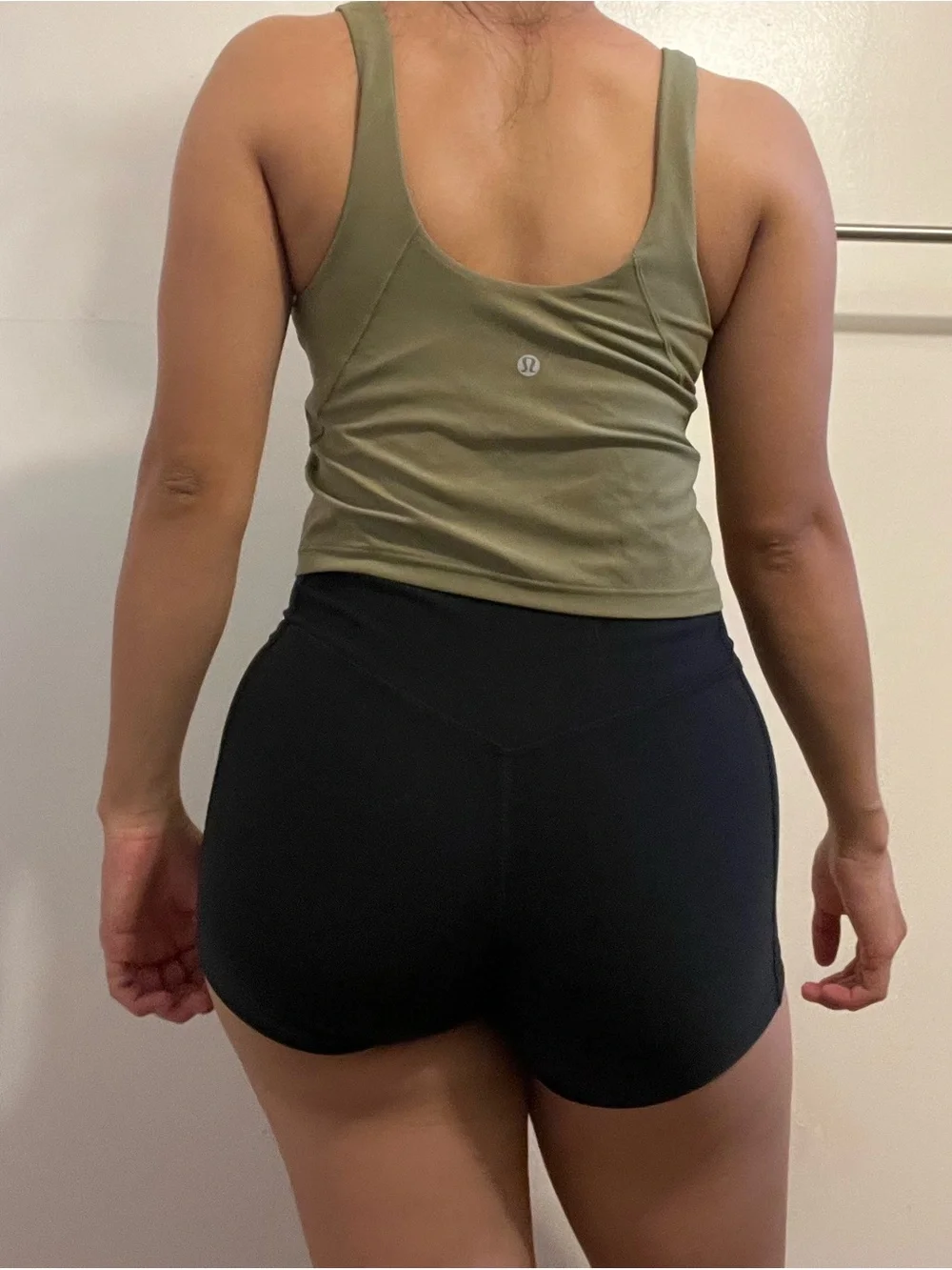 AG26 Lululemon Top